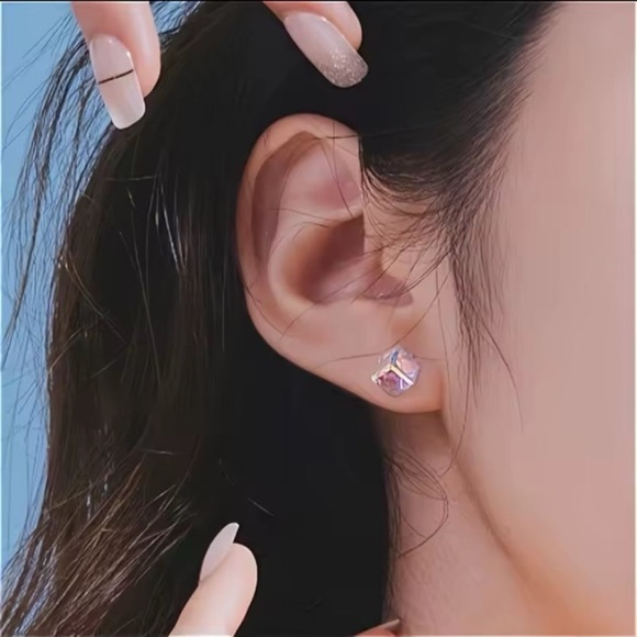 Gorgeous AB swarovski  crystal earrings #307 - Picture 4 of 13